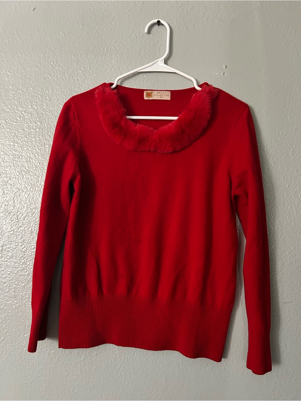 VTG Bello Collection Red Cashmere Wool Blend Faux Fur Collar Sweater Medium